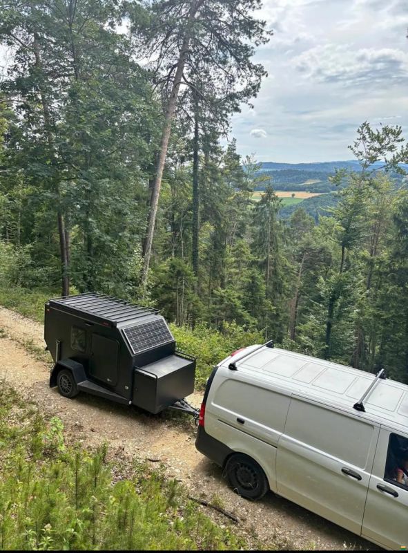 Mini Wohnwagen On the road mini 2b