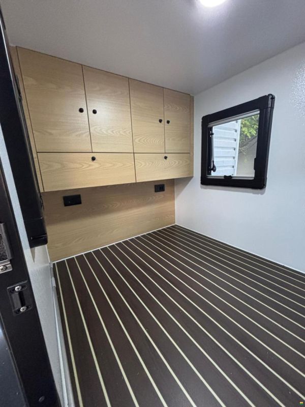 Mini Wohnwagen On the road mini 2b