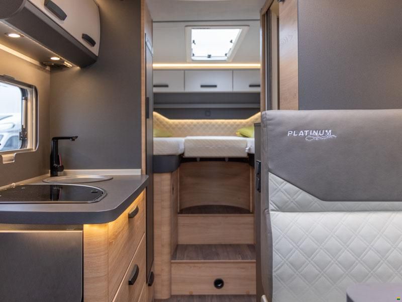 Knaus Live TI 650 MEG Platinum Selection