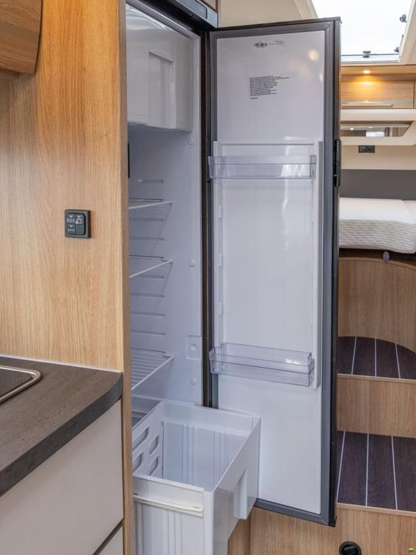 Knaus Sky TI 650 MEG