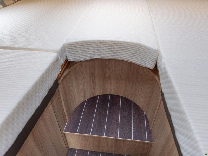 Knaus Sky TI 650 MEG