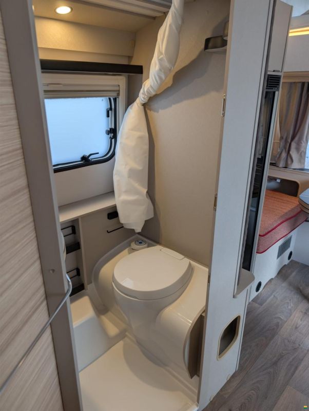 Eriba Touring 642 Edition Urban