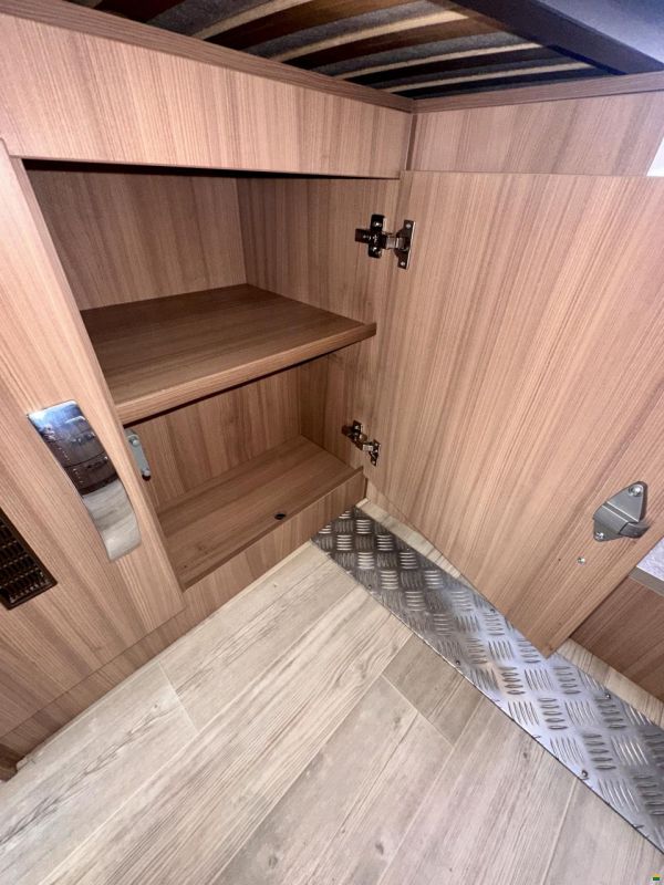 Pilote F630 - Längsbetten