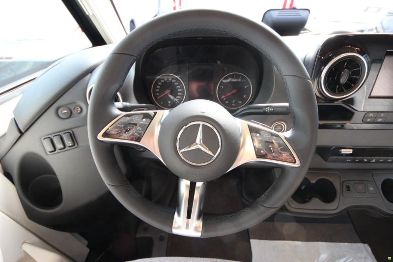 Carthago c2-tourer I 141 KB LE comfort MB