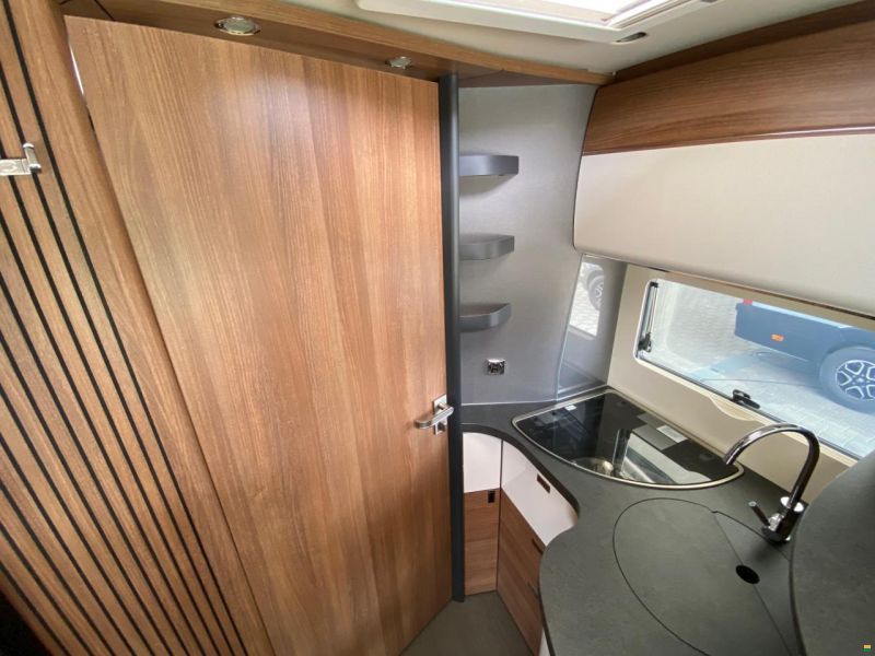 Carthago c-tourer I 145 RB LE superior