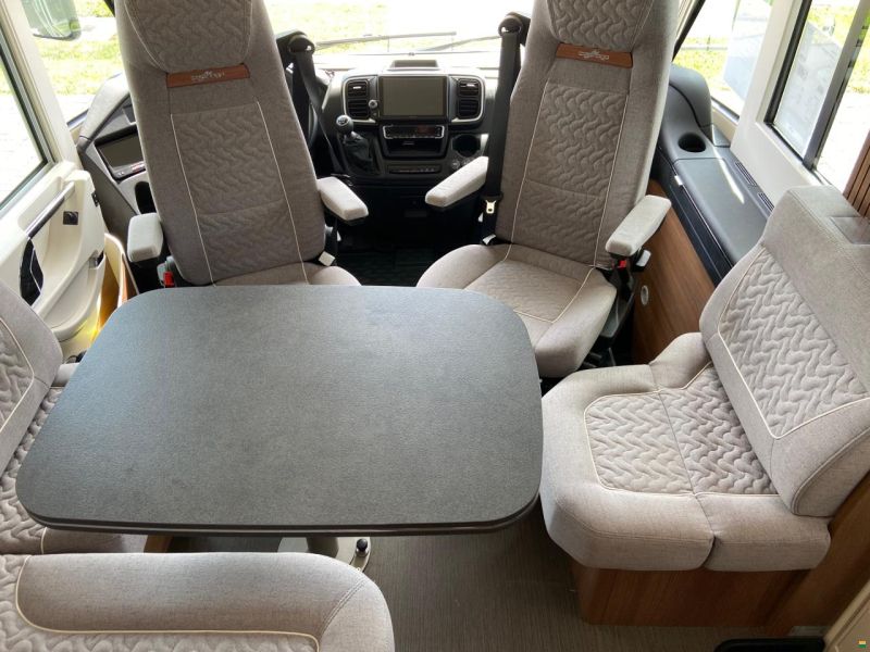 Carthago c-tourer I 145 RB LE superior