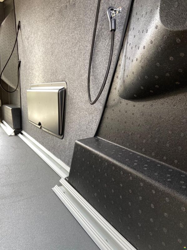 Carthago c-tourer I 145 RB LE superior