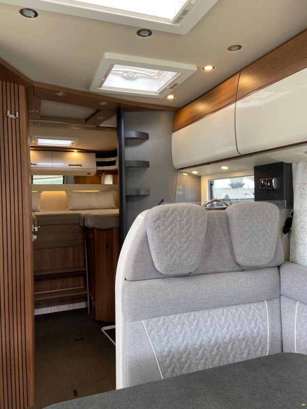 Carthago c-tourer I 145 RB LE superior