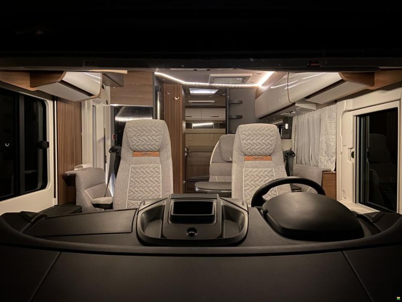 Carthago c-tourer I 145 RB LE superior