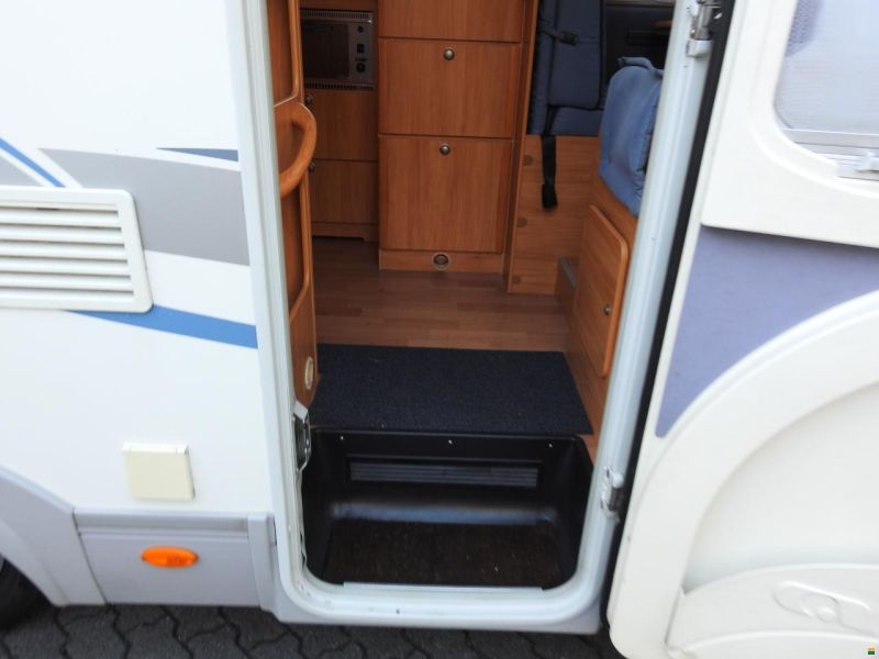 Renault Adria Adriatik