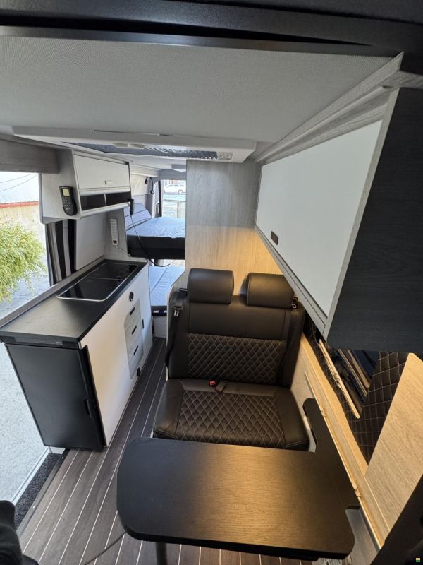 Mercedes Benz Sprinter