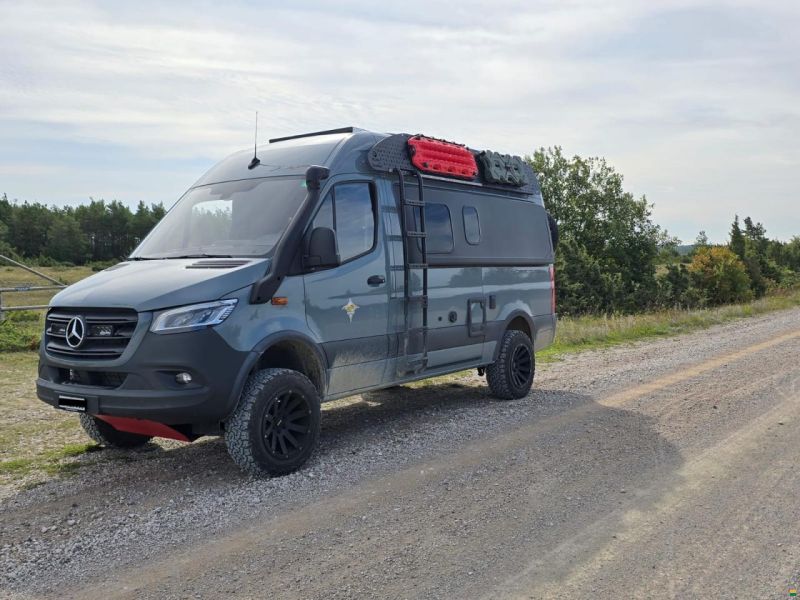 Mercedes Benz Sprinter
