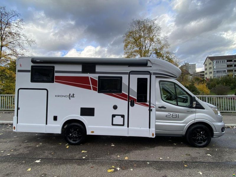 Roller Team Kronos FIT 281P, Ford 165PS Automat
