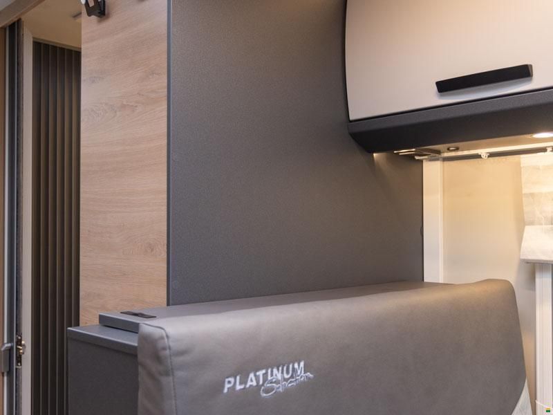 Knaus Live TI 650 MEG Platinum Selection