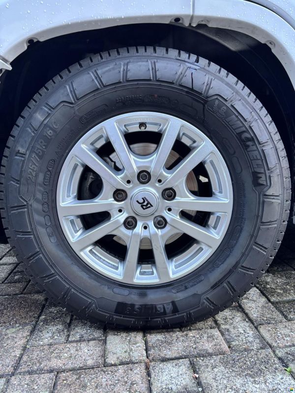 Globe-Traveller Voyageur X