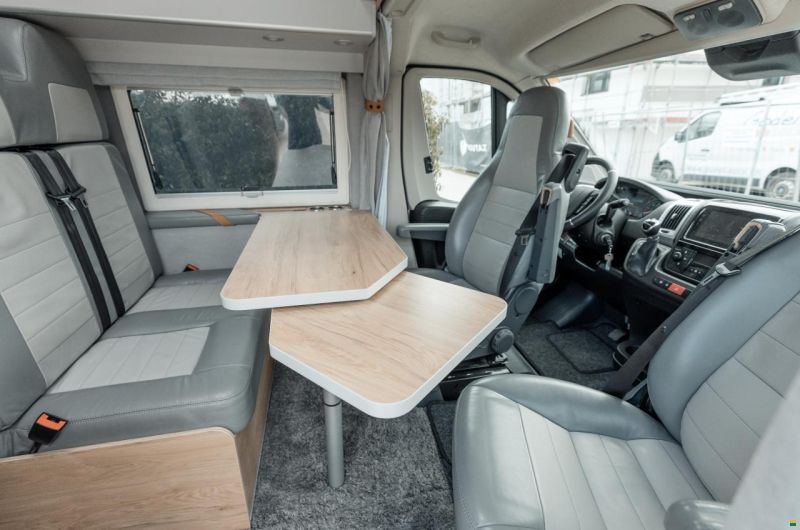 Globe-Traveller Voyageur X