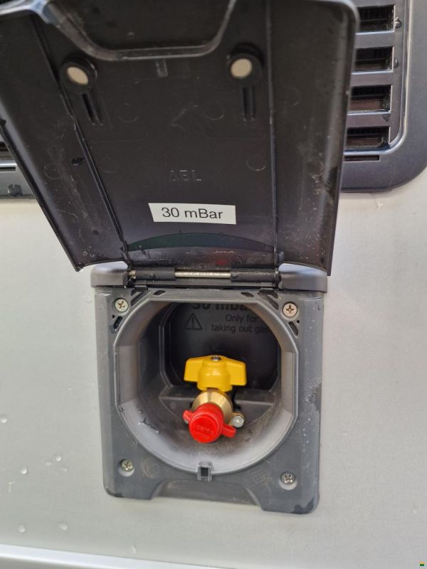 Adria Supersonic 780 SL