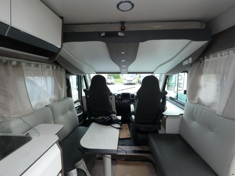 Benimar Amphitryon 967