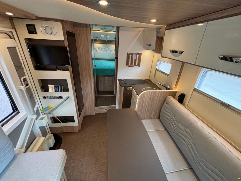 Bürstner IT 732 série Delphin