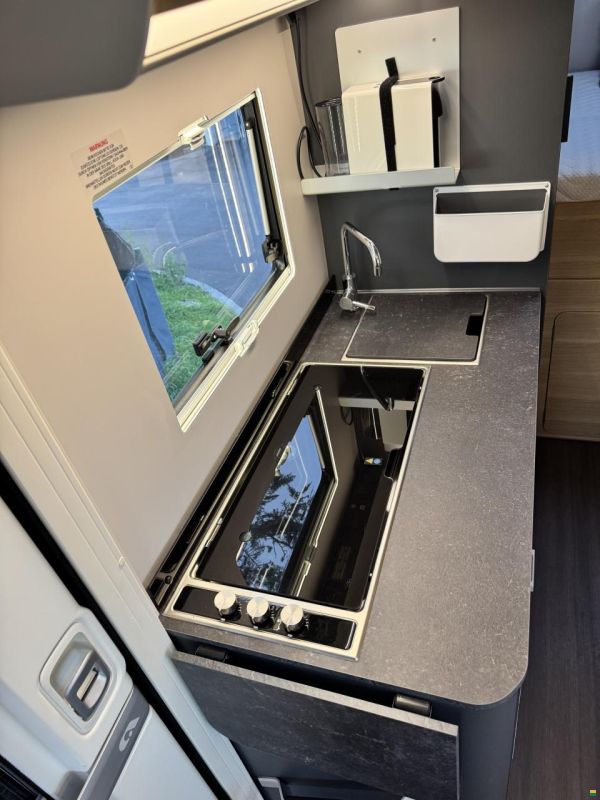 Adria Coral XL 600 DP