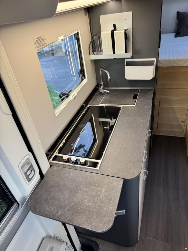 Adria Coral XL 600 DP