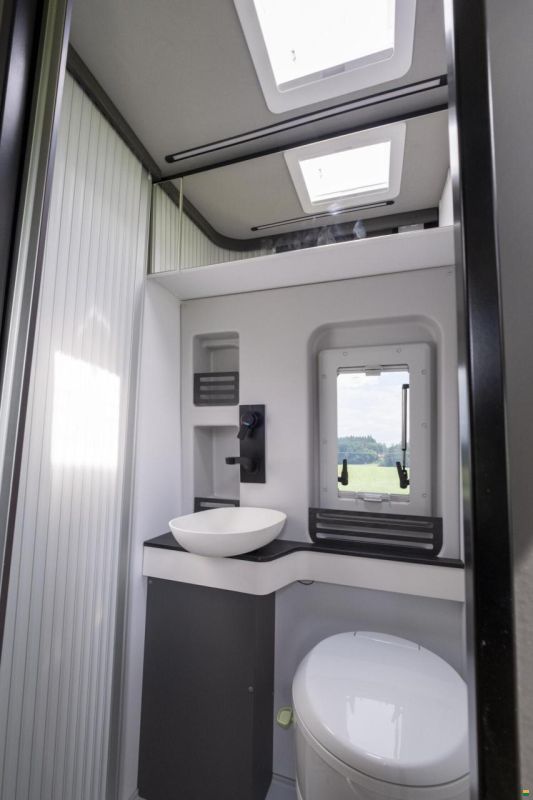 Pössl Roadstar XT Mercedes