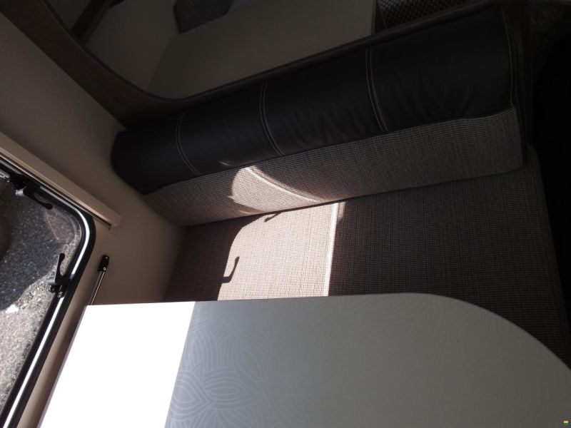 Silver Evasion 430 CP