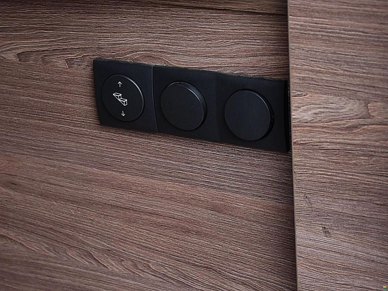 Knaus LIVE TI 700 MEG 2.3 AUTOMAT 2.3