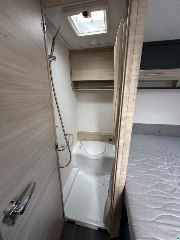 Caravelair Antarés Titanium 455