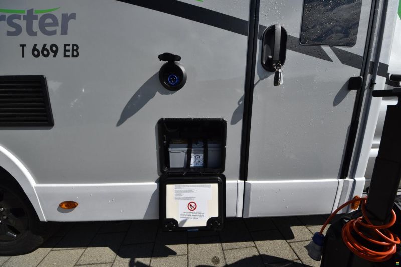 Forster-Reisemobile Coupé FT 669 EBN