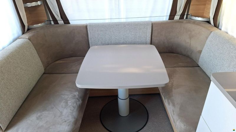 Dethleffs 3 EK (470 FR) Camper