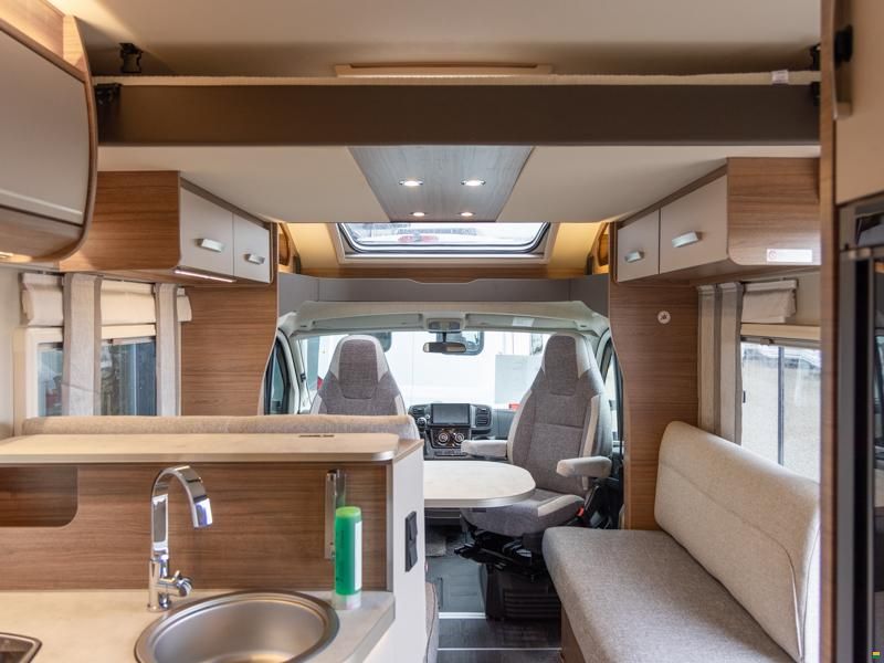 Knaus Live Wave 650 MF