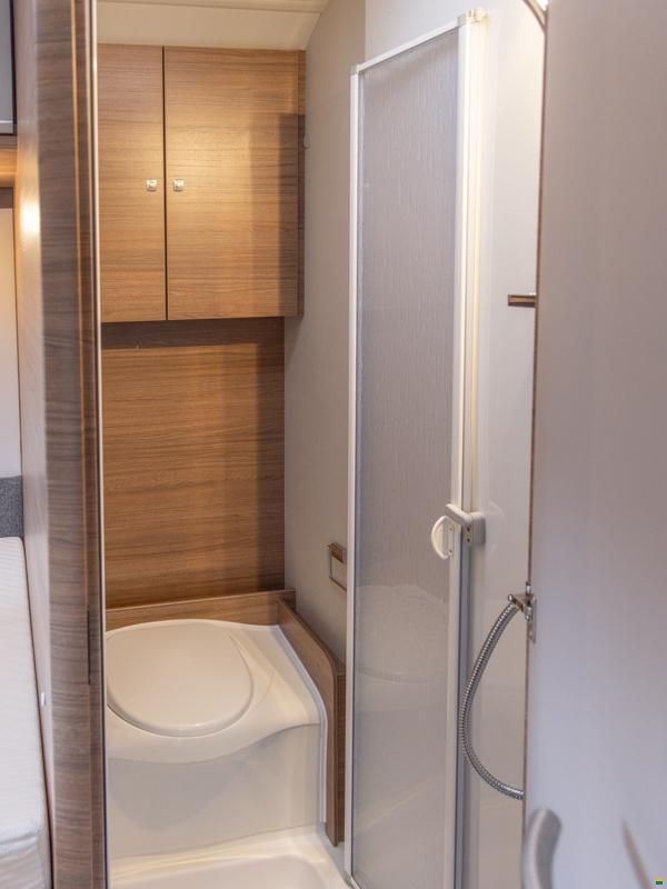 Knaus Live Wave 650 MF