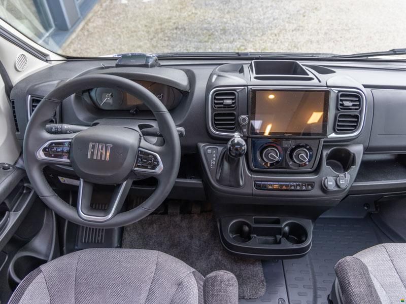 Knaus Sky TI 650 MEG