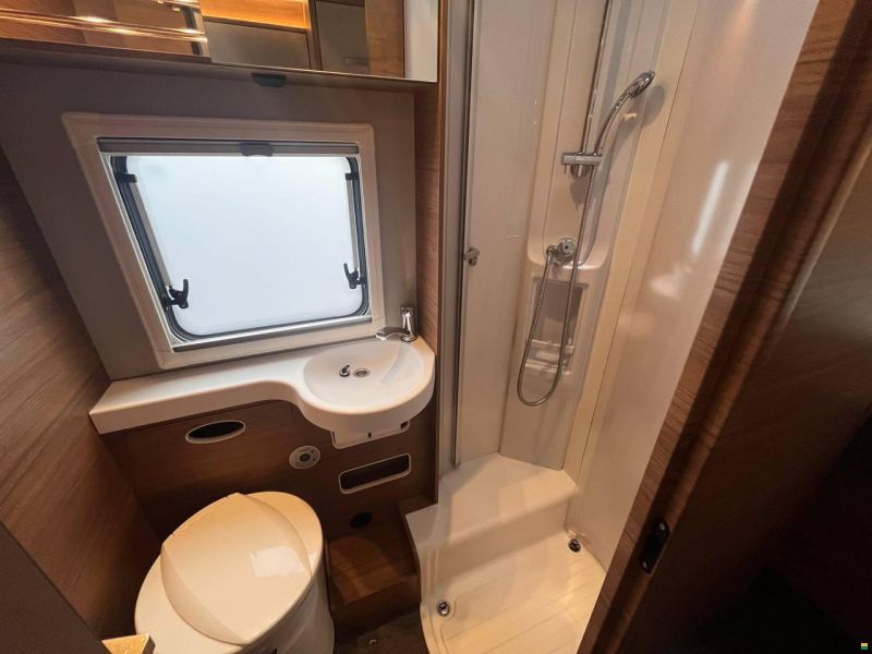 Knaus Live Wave 650 MG