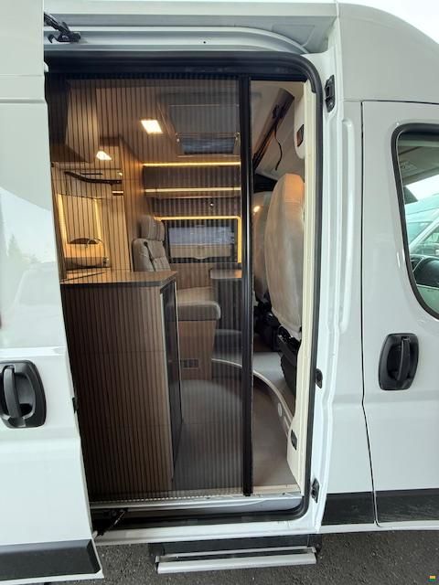 Pössl Summit Shine 600 LE