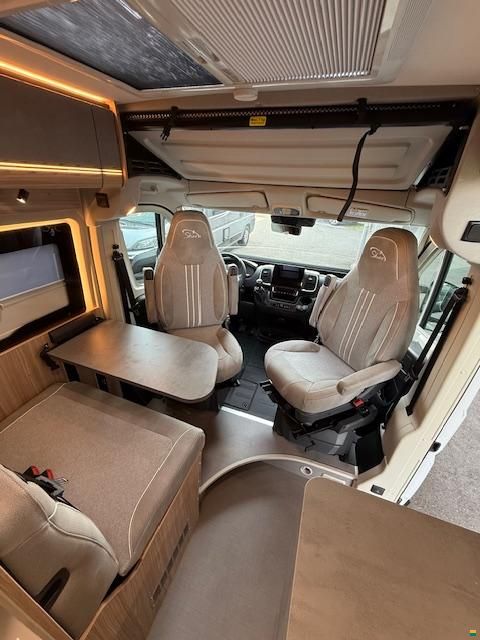 Pössl Summit Shine 600 LE