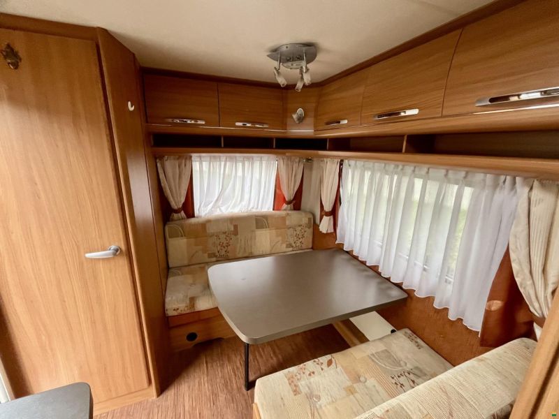 Hobby De Luxe 30/400