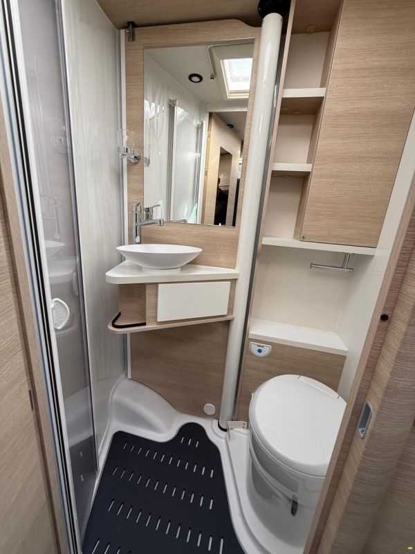 Rapido COMPACT i C55i 65ans