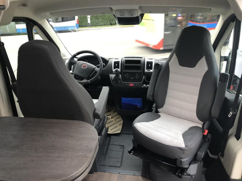 Sunlight Cliff Adventure 600