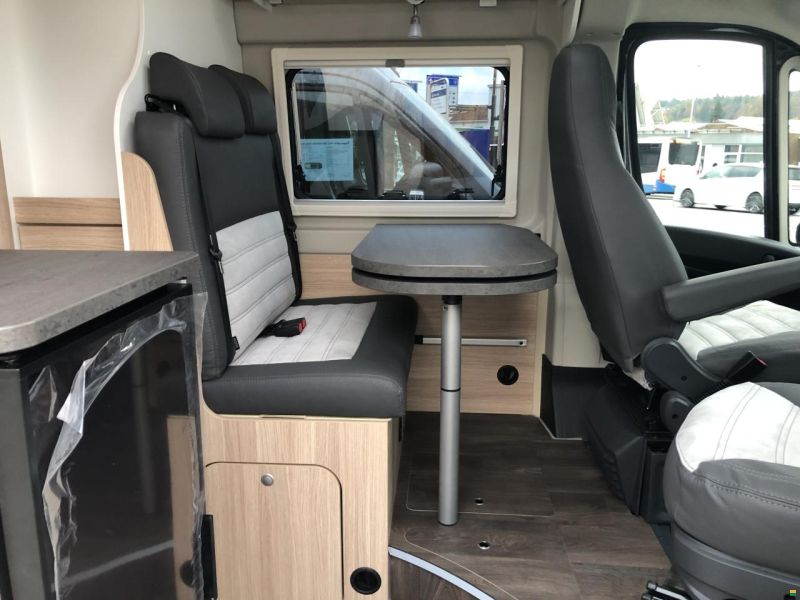 Sunlight Cliff Adventure 600