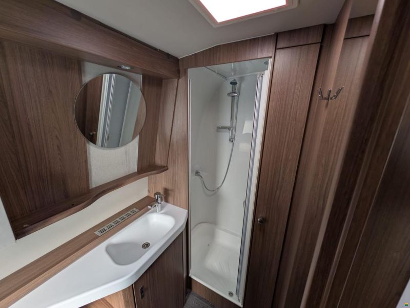 Tabbert Cazadora 560 HTD 2,5