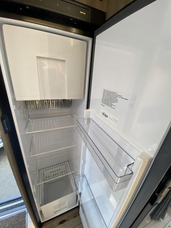 Roller Team Kronos 284 TL, Ford 2.0TDCi 165PS Autom.