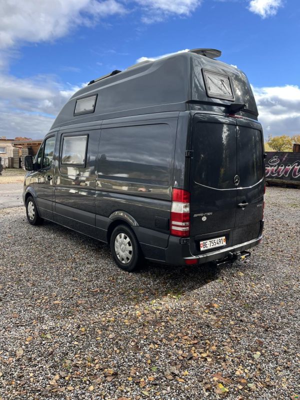 Mercedes Benz Sprinter