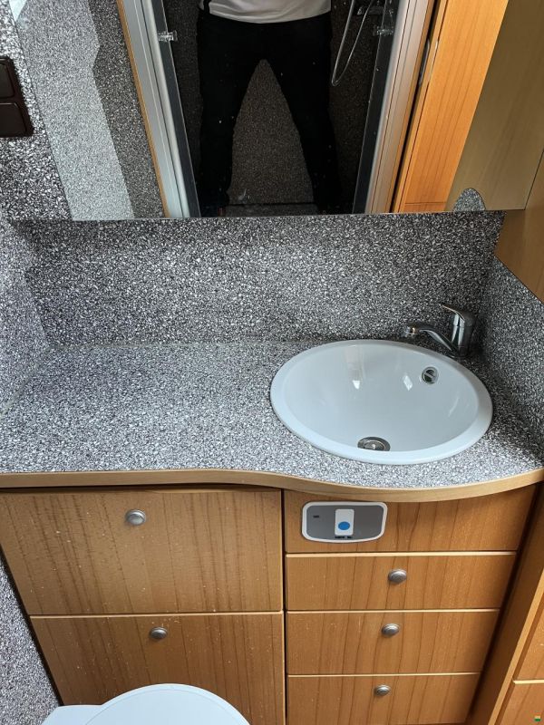 Mercedes Benz Sprinter