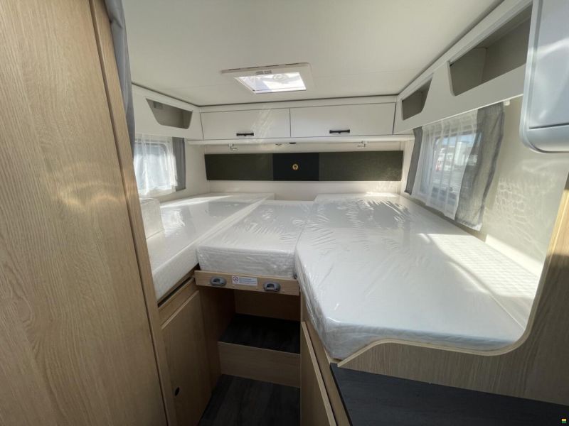 Sunlight Adventure T 67S