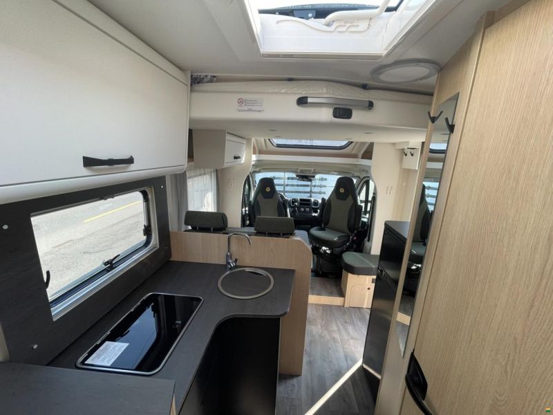 Sunlight Adventure T 67S