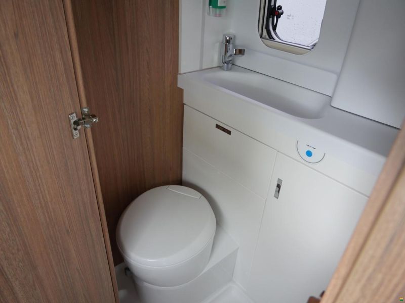 Weinsberg Cara Bus 600 MQ