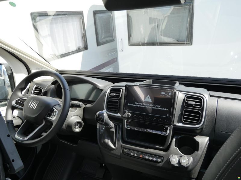 Adria Twin Supreme 640 SGX Automat