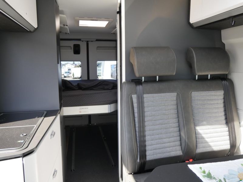 Adria Twin Supreme 640 SGX Automat